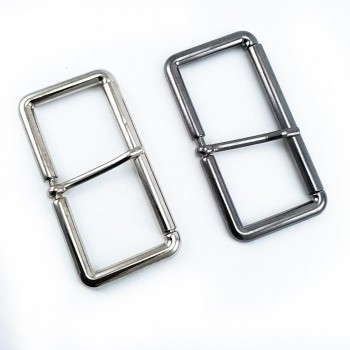 Pin buckle outlet